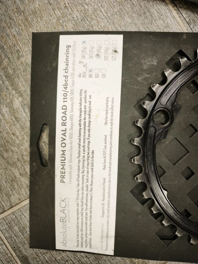 Silniční převodníky AbsoluteBLACK PREMIUM OVAL ROAD 110/4bcd 