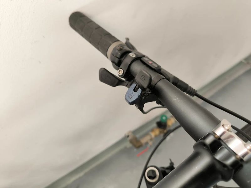 GT Transeo Ultra , vzduch vidlice, Shimano XT