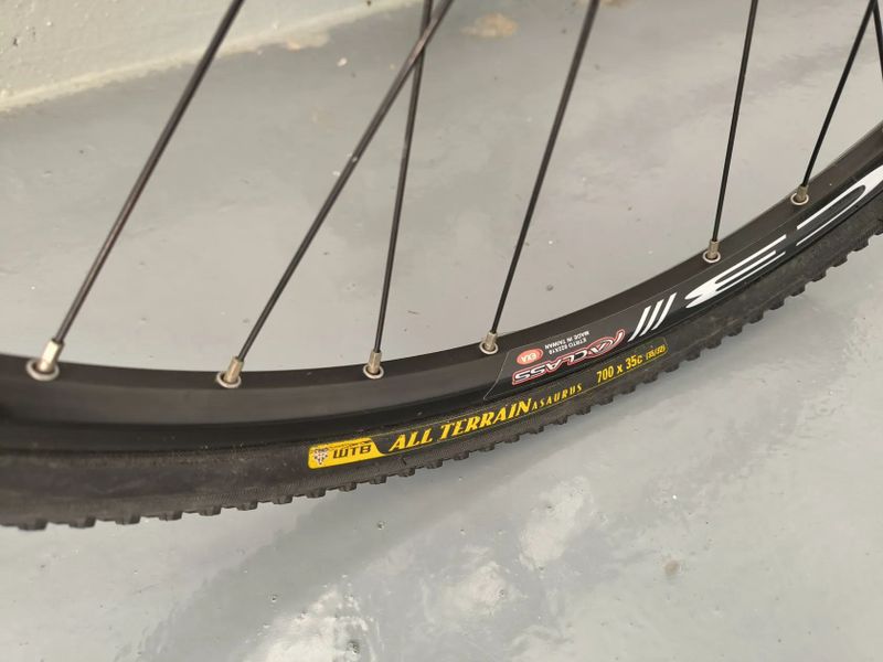 GT Transeo Ultra , vzduch vidlice, Shimano XT