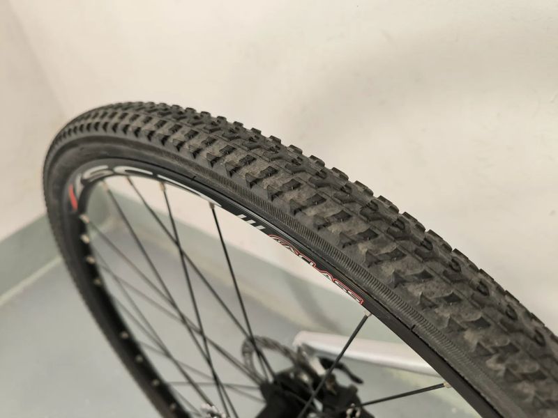 GT Transeo Ultra , vzduch vidlice, Shimano XT
