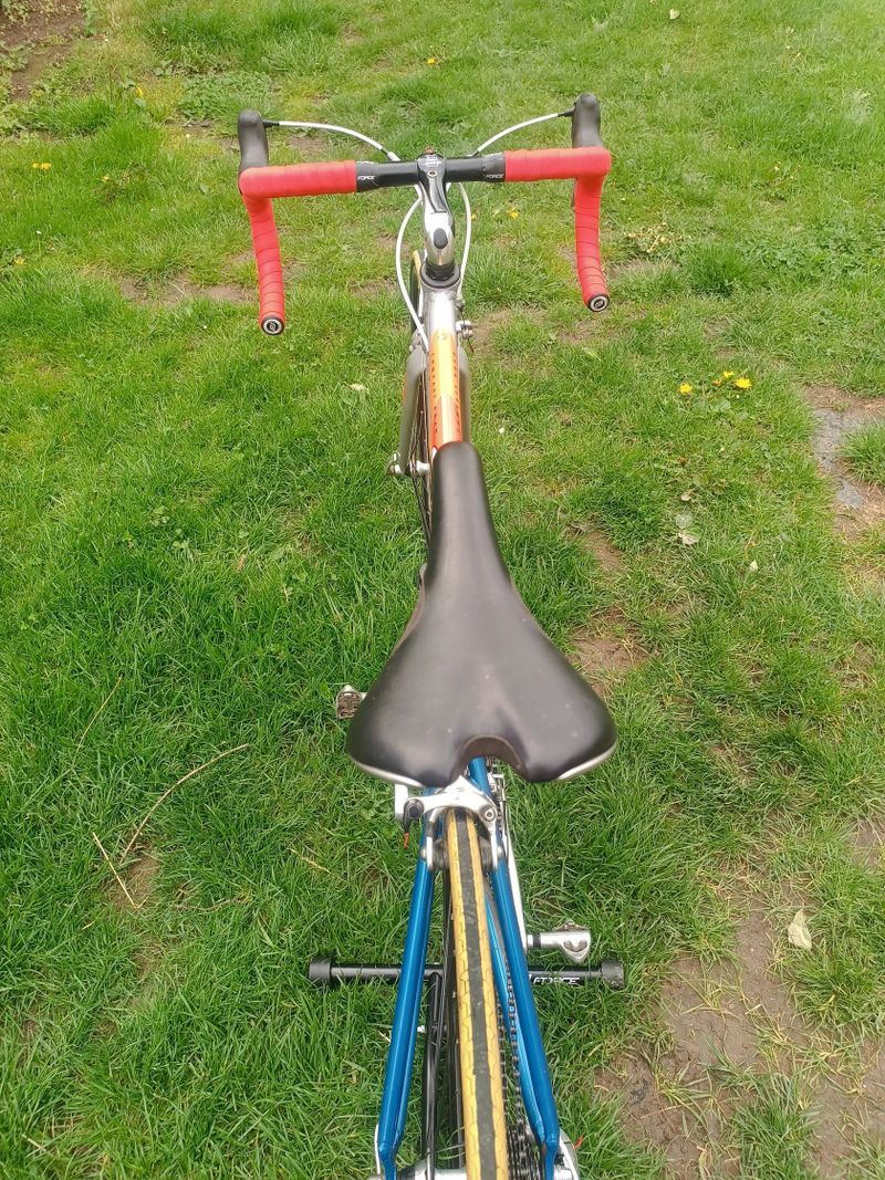 Giant OCR Compact road