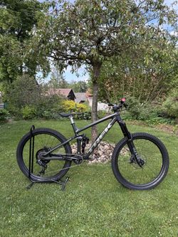 Trek Remedy 8