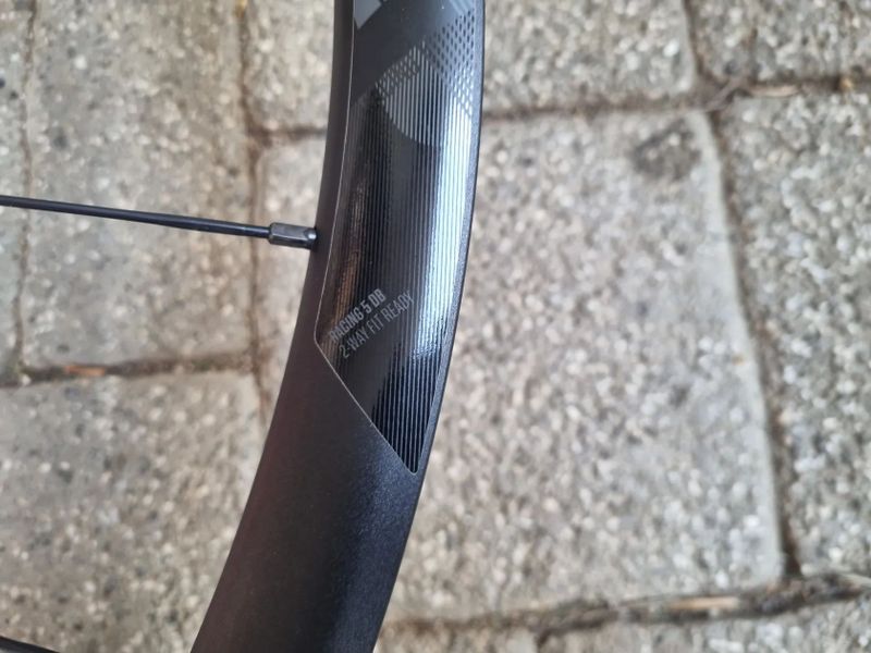 Silniční / gravel kola Fulcrum Racing 5 DB, ořech HG