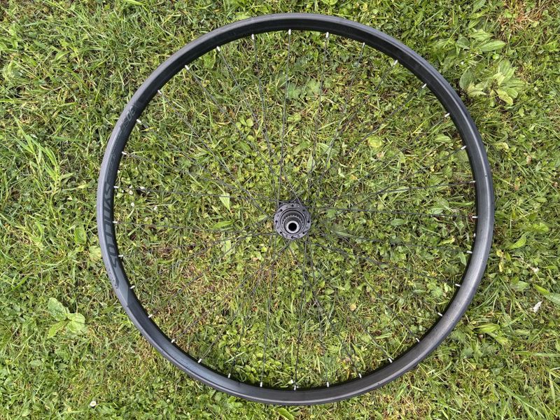 Zapletená kola Syncros 29” Boost