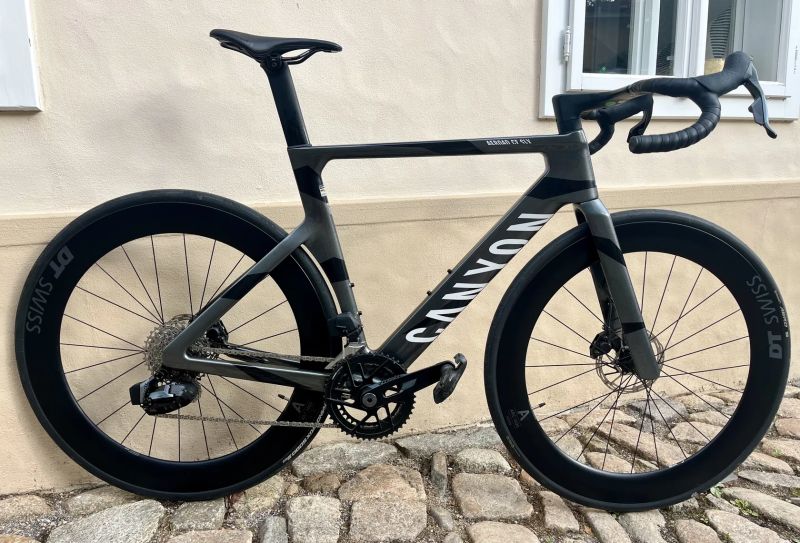 Canyon Aeroad CF SLX 7 AXS SPEED