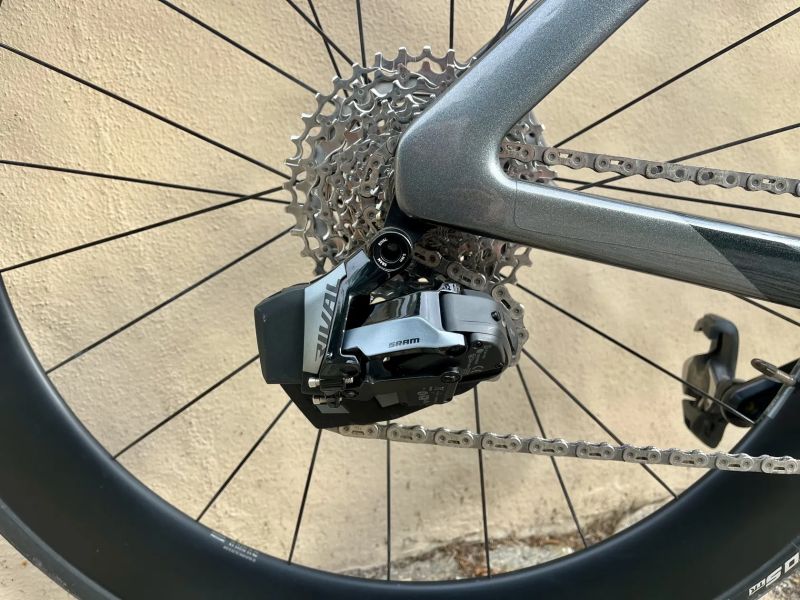 Canyon Aeroad CF SLX 7 AXS SPEED