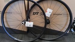 Nová carbon gravel kola DT Swiss GRC LOG 25 