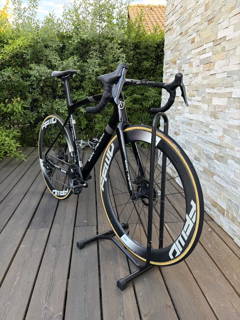 Eddy Merckx 525 Disk Shimano Dura Ace Di2