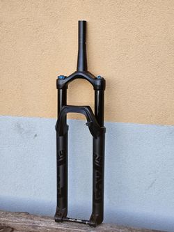 FOX 34 | 120 mm | Float Grip, boost Kabolt osa, Rhytm, 17,2 cm sloupek