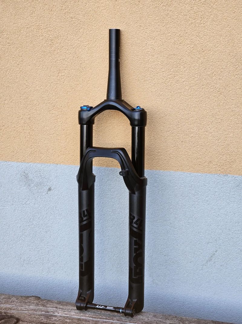 FOX 34 | 120 mm | Float Grip, boost Kabolt osa, Rhytm, 17,2 cm sloupek