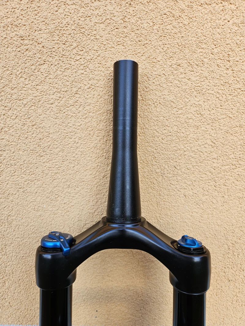 FOX 34 | 120 mm | Float Grip, boost Kabolt osa, Rhytm, 17,2 cm sloupek