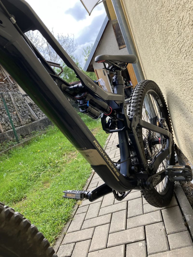 Rock Machine Whizz 2025