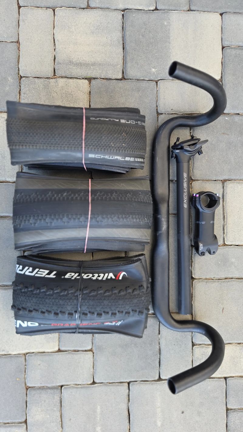 4EVER Grizzly Elite – NOVÝ RÁM (v záruce) – Full Carbon – TOP sada GRX 820