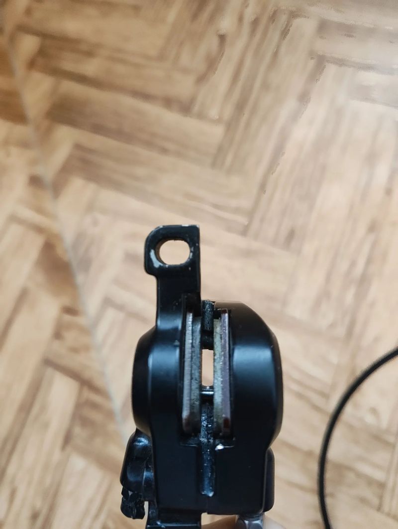 Prodám přední brzdu shimano m315