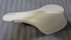 Sedlo Selle Italia Nekkar