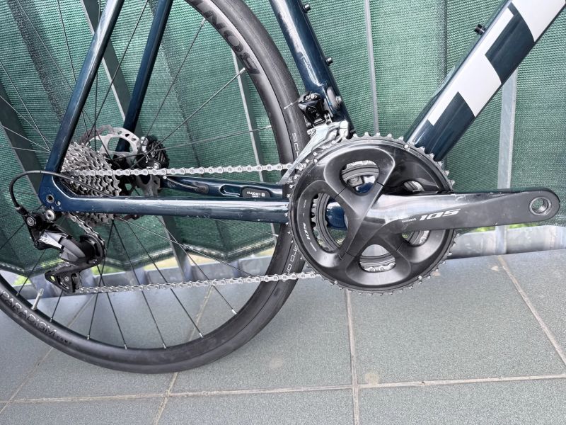 Trek Emonda SL5, velikost 56