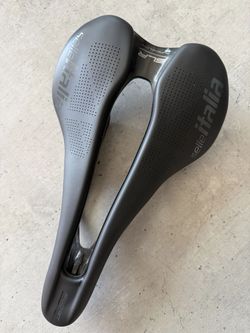 Sedlo SELLE ITALIA SLR Kit Carbonio Boost Superflow L3 - NOVÉ
