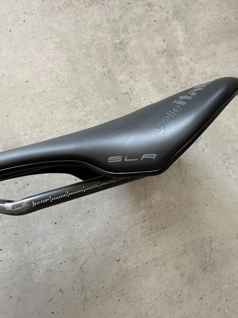 Sedlo SELLE ITALIA SLR Kit Carbonio Boost Superflow L3 - NOVÉ