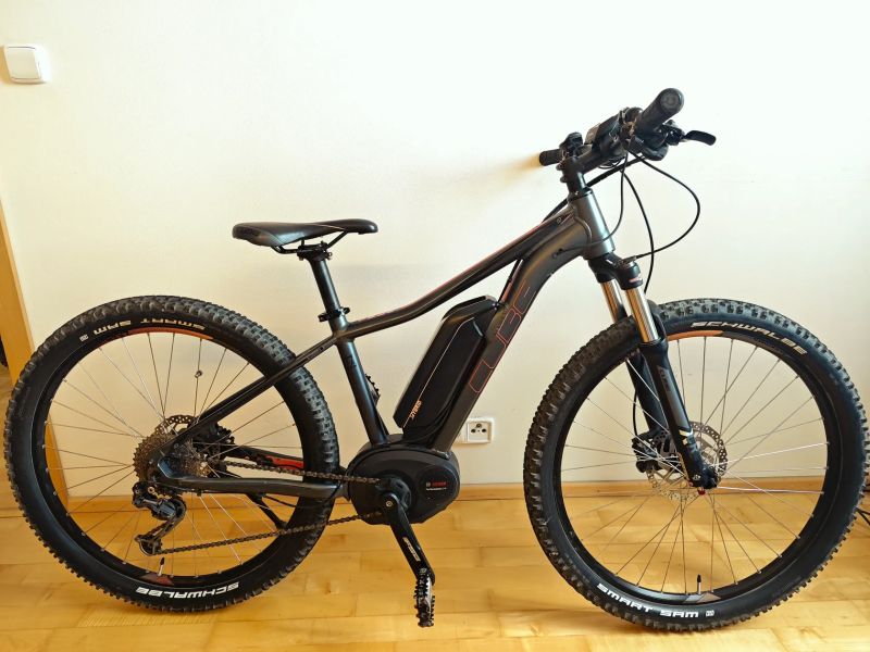 Cube Access WLS Hybrid Pro 400