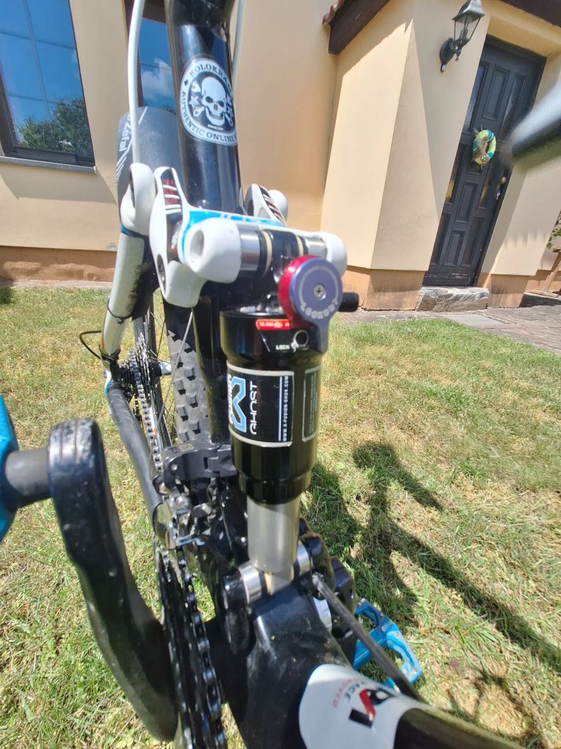 Horské celoodpružené kolo KTM na 26"