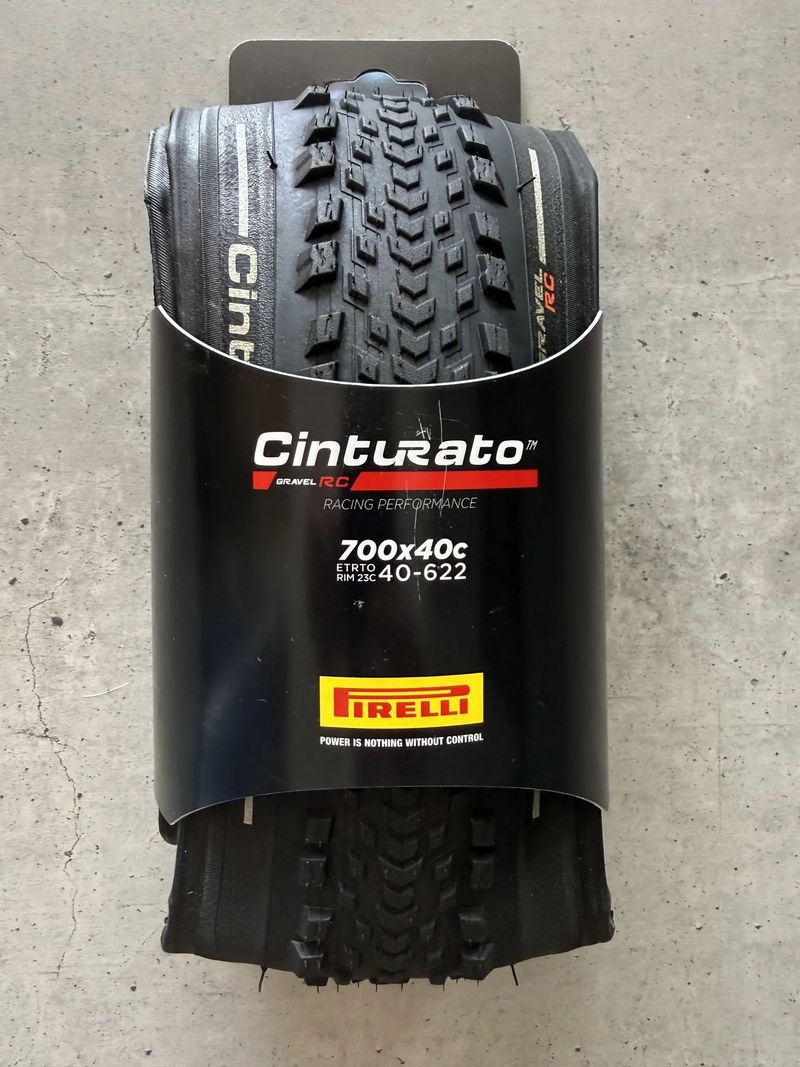 Pirelli Cinturato™ GRAVEL RC 700x40C SpeedGRIP TechWALL plášť, TLR, kevlar