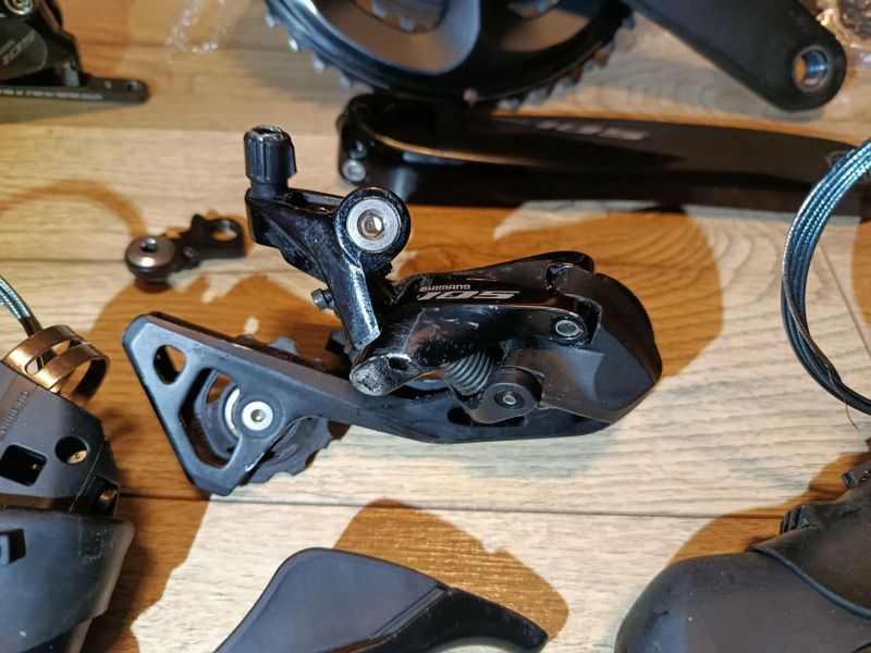 Shimano 105 mechanická sada 7020