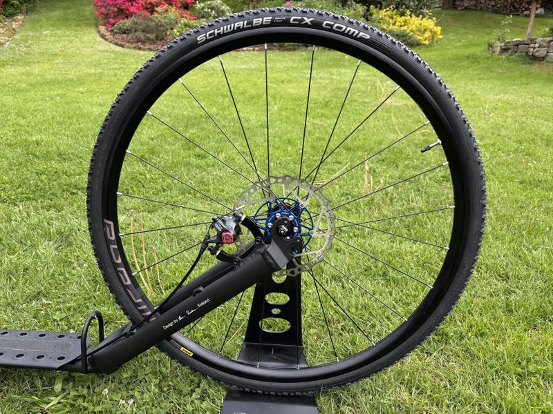 Kicbike