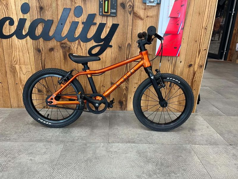 Rascal 16" Flame