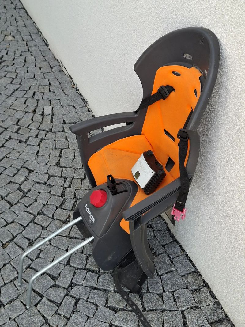 Prodám dětskou sedačku na kolo Hamax