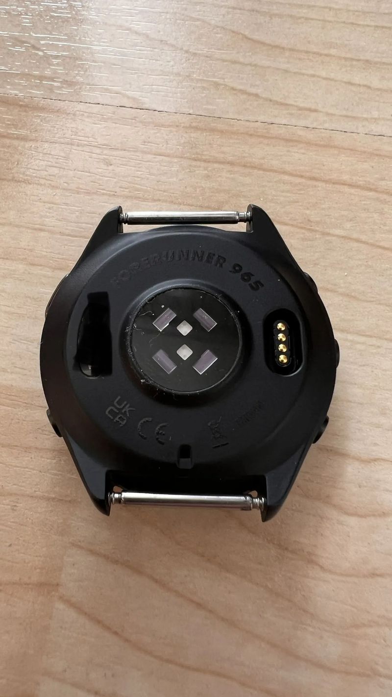 Garmin Forerunner 965 s TOPO mapami