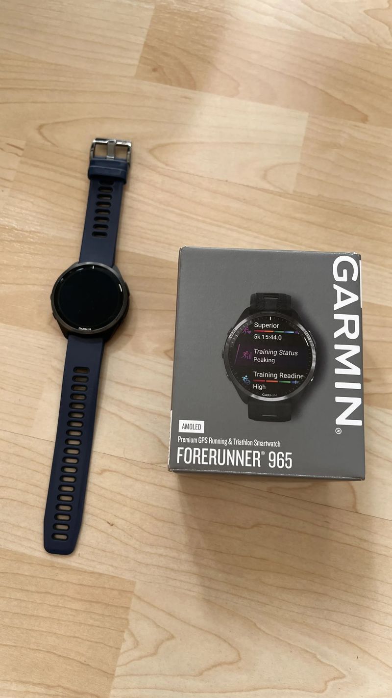 Garmin Forerunner 965 s TOPO mapami