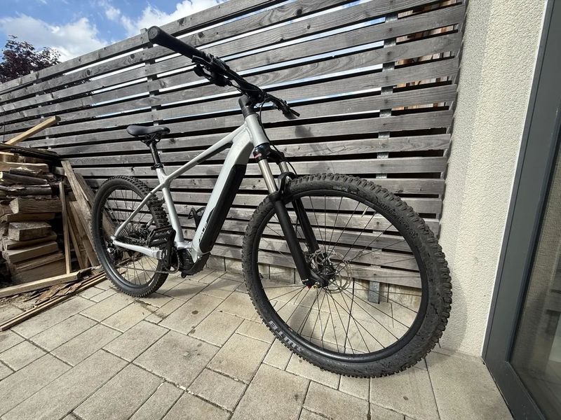 Horské elektrokolo Superior eXP 8069 vel. L najeto pouze 2182 Km