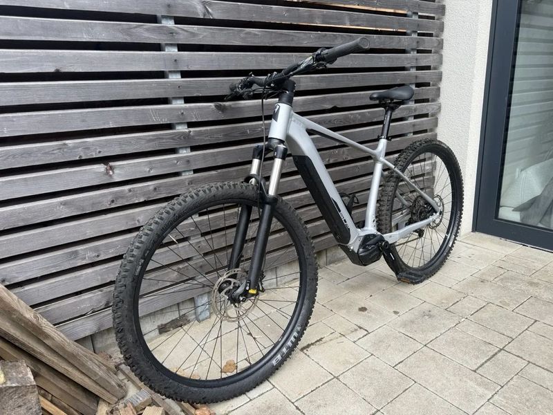 Horské elektrokolo Superior eXP 8069 vel. L najeto pouze 2182 Km