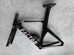 Factor Hanzó set Sram Force 