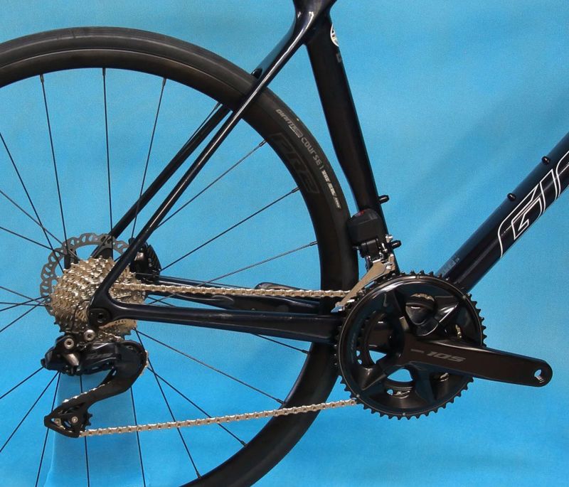 GIANT TCR Advanced 1/1+ Disc Di2 – závodní karbonová silnička - NOVÁ