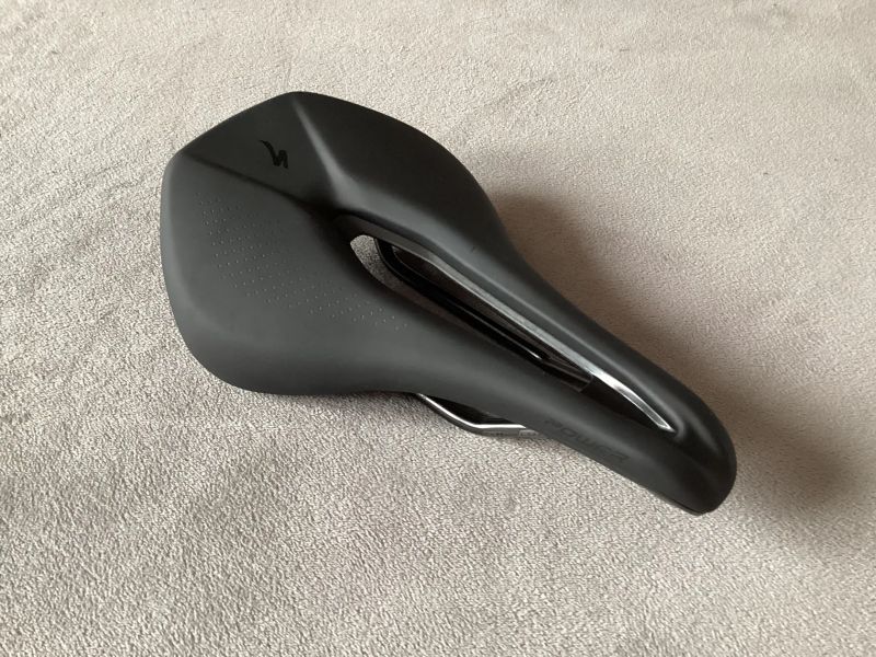 Nové sedlo Specialized Power Comp šíŕka 143 mm