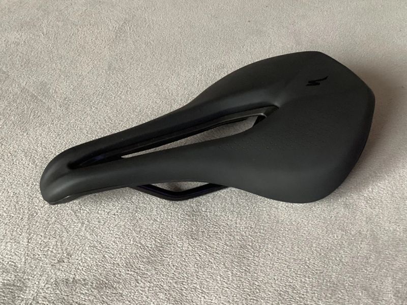 Nové sedlo Specialized Power Comp šíŕka 143 mm