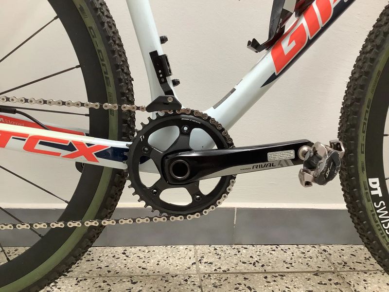 Giant TCX