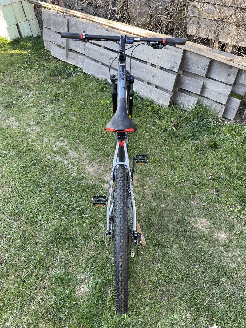Superior eXC 829 - nájezd 750 Km, zánovní stav