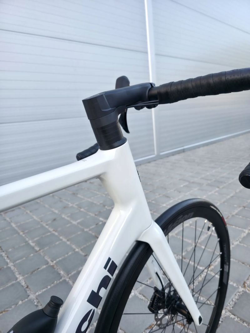 Silniční kolo Bianchi Sprint ICR Carbon 105 2026 velikost XL