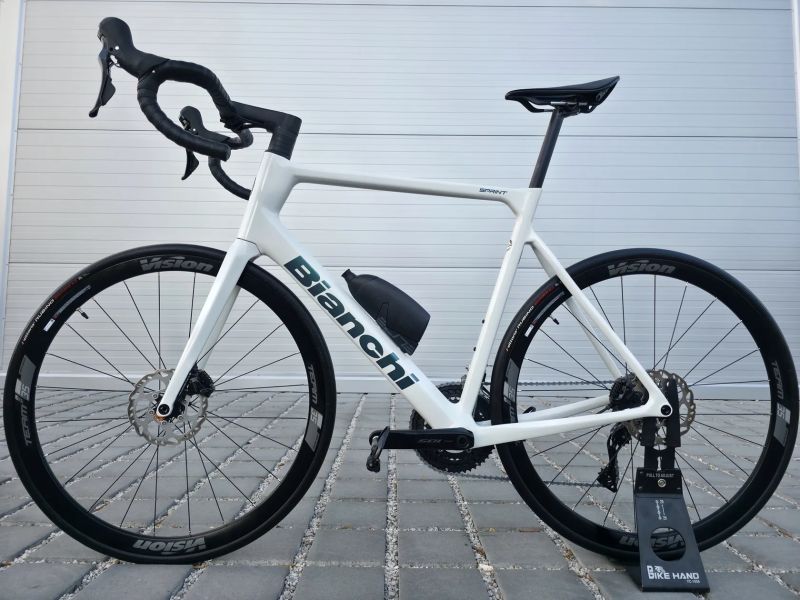 Silniční kolo Bianchi Sprint ICR Carbon 105 2026 velikost XL