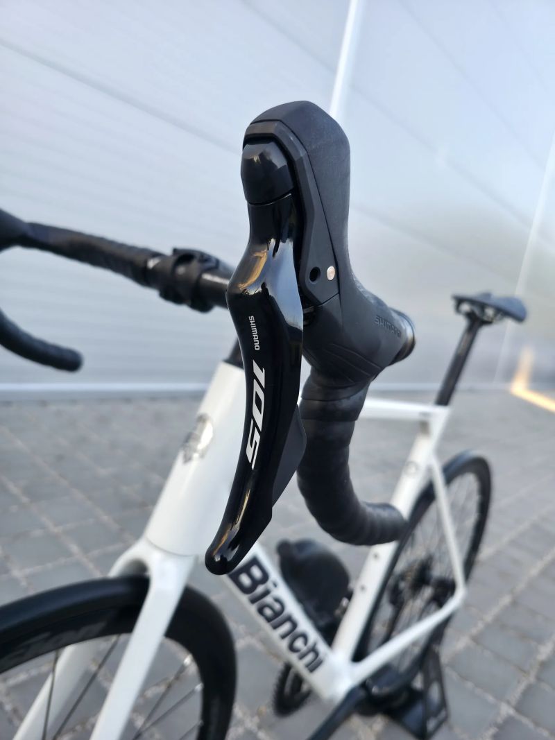 Silniční kolo Bianchi Sprint ICR Carbon 105 2026 velikost XL