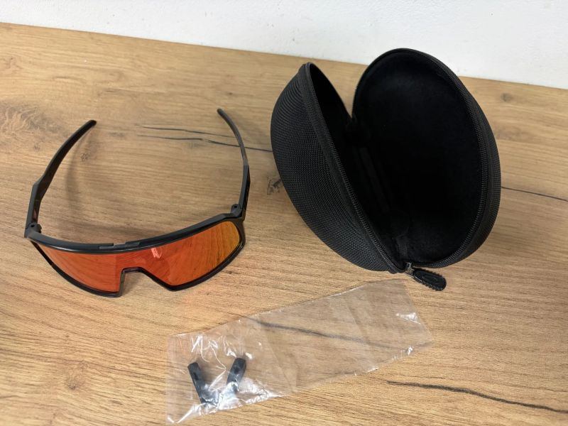 Oakley sutro S prizm trail torch 