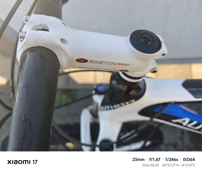 Author Revolt carbon