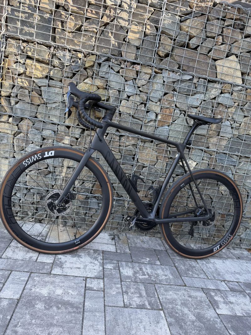 Canyon Endurance CF SLX 9 Disc Di2