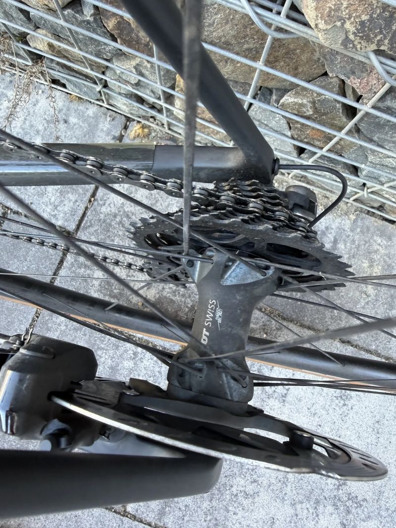 Canyon Endurance CF SLX 9 Disc Di2
