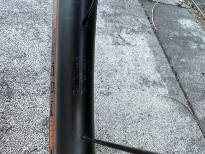 Canyon Endurance CF SLX 9 Disc Di2