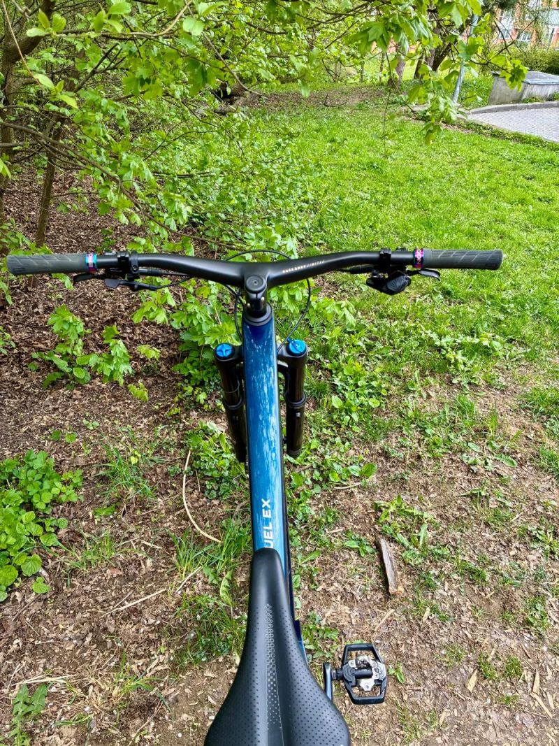 Trek Fuel Ex 9.8 gx axs