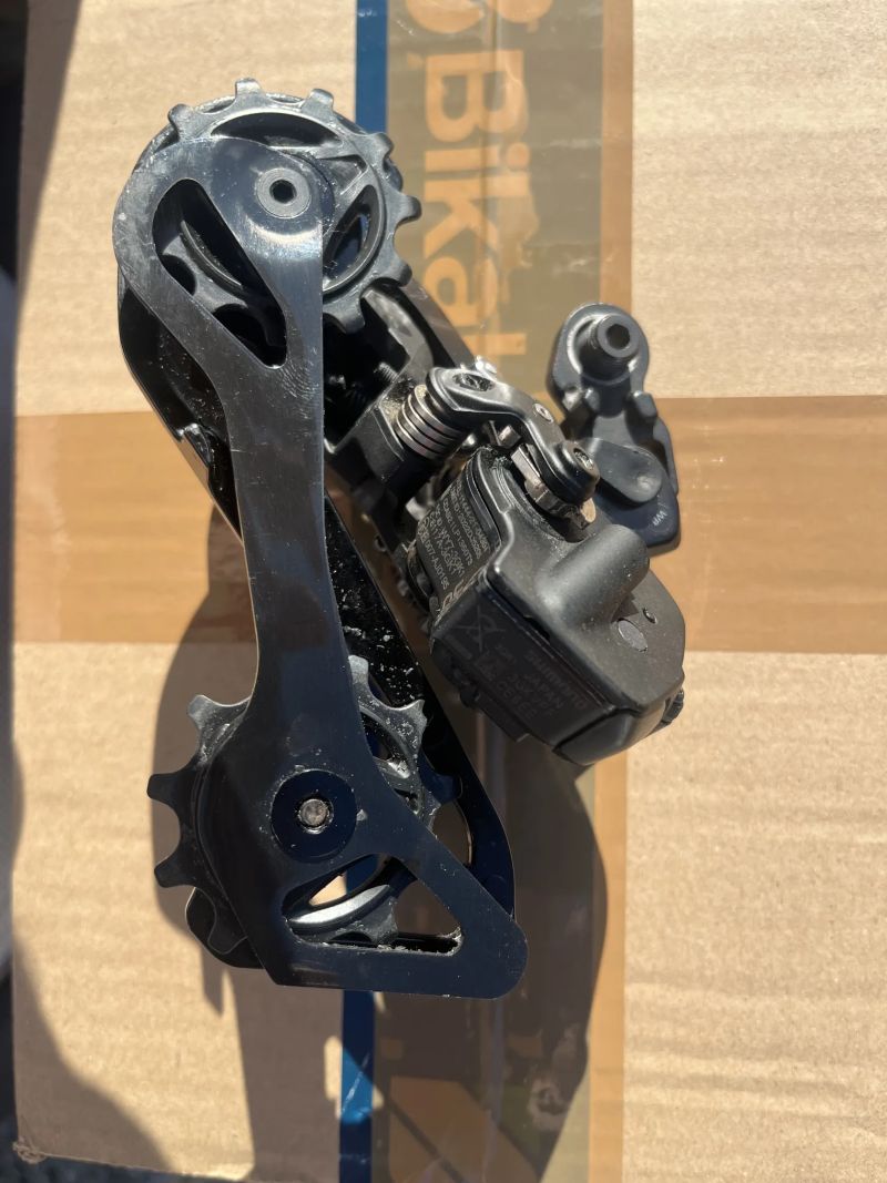 Přehazovačka SHIMANO Dura-Ace Di2 RD-R9250 12s, jako nova