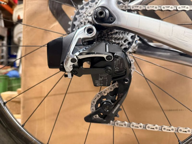 Sram Red eTap AXS D1 Max 33T